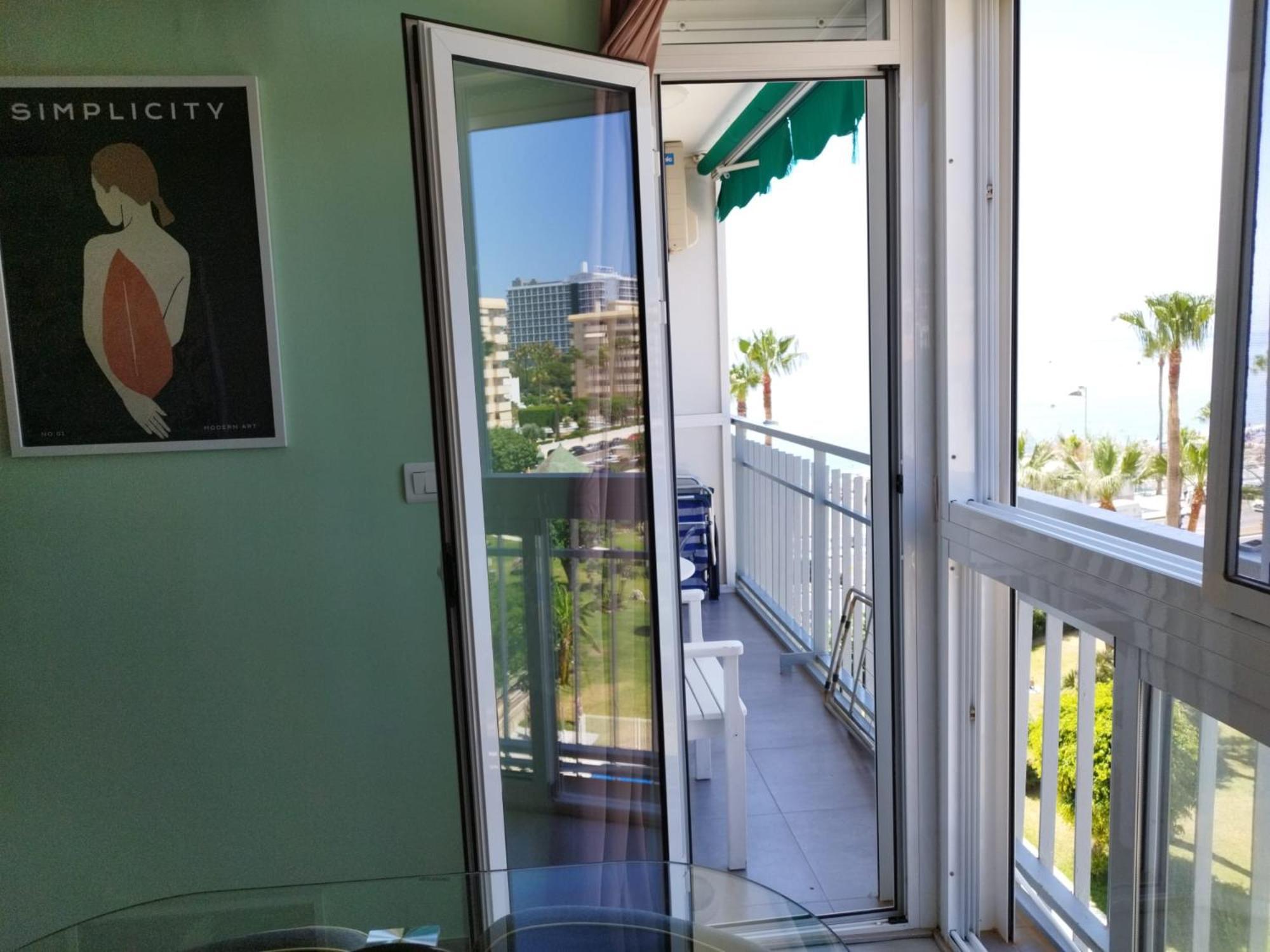 M1 403 Frontal Al Mar Vistas Terraza Y Wifi Appartement Benalmádena Buitenkant foto